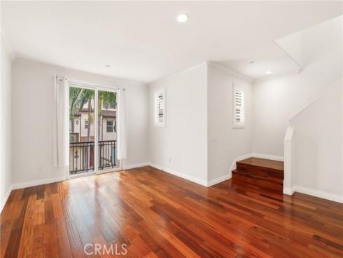 2925 W Edinger Avenue, Santa Ana, CA