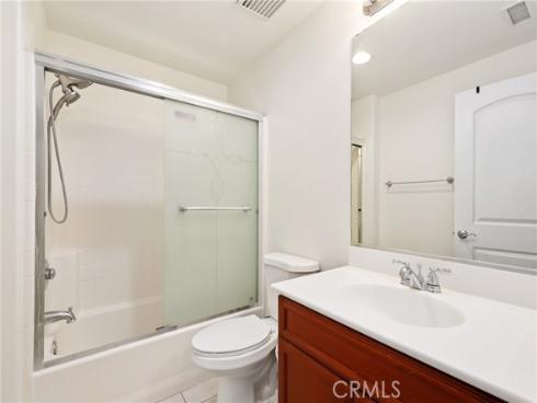 2925 W Edinger Avenue, Santa Ana, CA