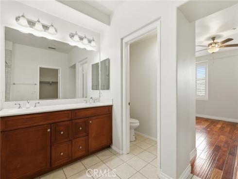 2925 W Edinger Avenue, Santa Ana, CA