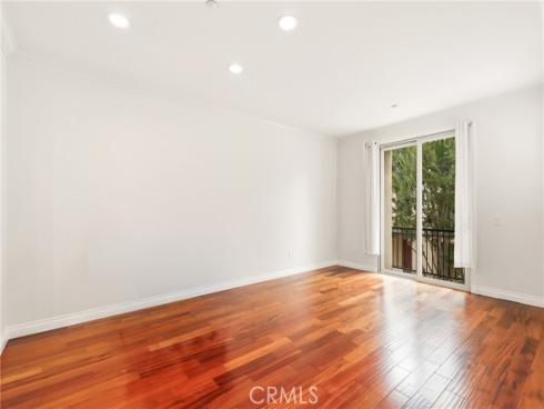 2925 W Edinger Avenue, Santa Ana, CA