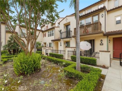 2925 W Edinger Avenue, Santa Ana, CA