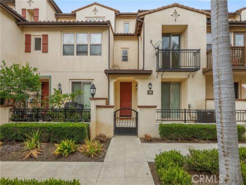 2925 W Edinger Avenue, Santa Ana, CA