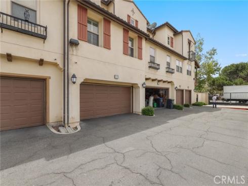 2925 W Edinger Avenue, Santa Ana, CA