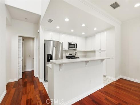 2925 W Edinger Avenue, Santa Ana, CA