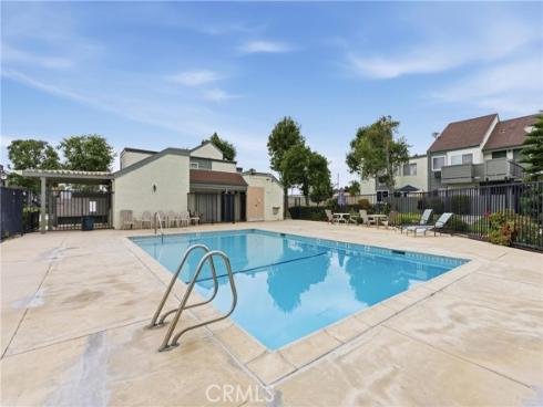 627 N Bristol 32 , Santa Ana, CA