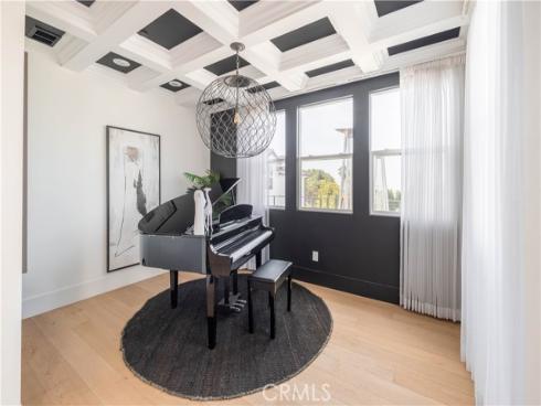 18806 Winnwood , Santa Ana, CA