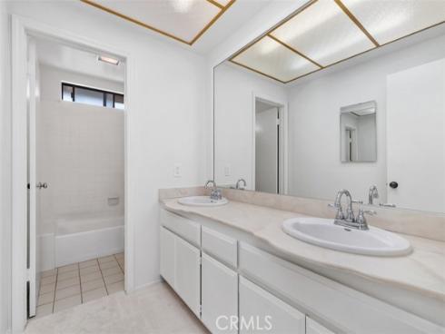 2310 N Linwood , Santa Ana, CA