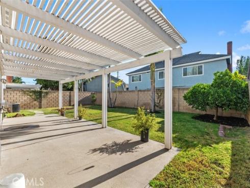 2310 N Linwood , Santa Ana, CA