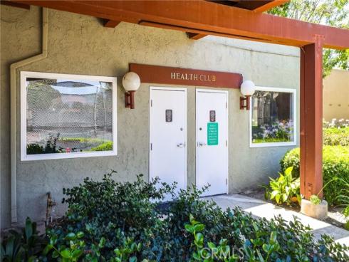 1030 W Macarthur 95 Boulevard, Santa Ana, CA