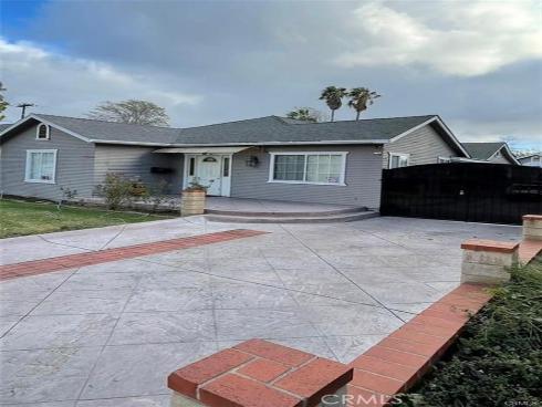 326 E Bishop , Santa Ana, CA