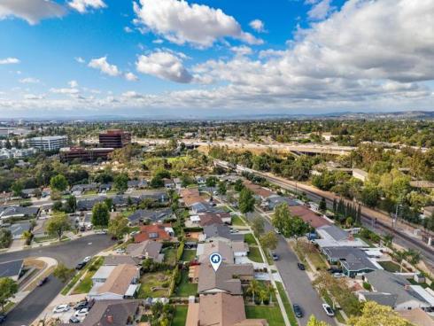 2646 Larchmont Avenue, Santa Ana, CA