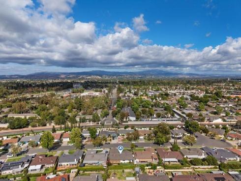 2646 Larchmont Avenue, Santa Ana, CA