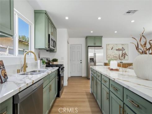 2414 S Poplar  , Santa Ana, CA