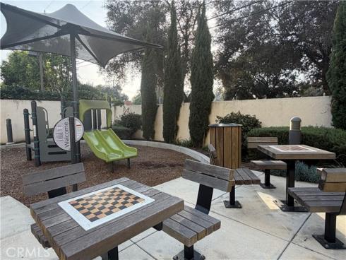 1410 N Harbor 1 , Santa Ana, CA