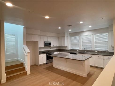 1410 N Harbor 1 , Santa Ana, CA