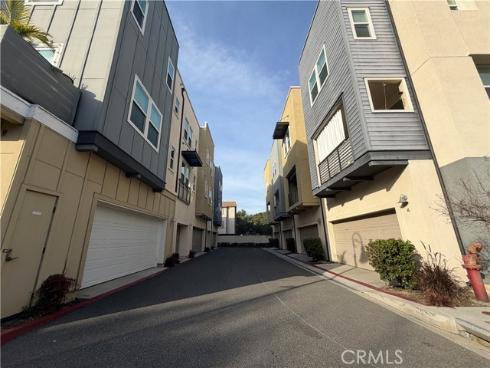 1410 N Harbor 1 , Santa Ana, CA