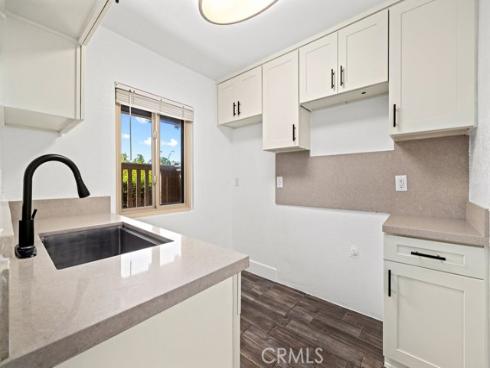 1345 Cabrillo Park , Santa Ana, CA
