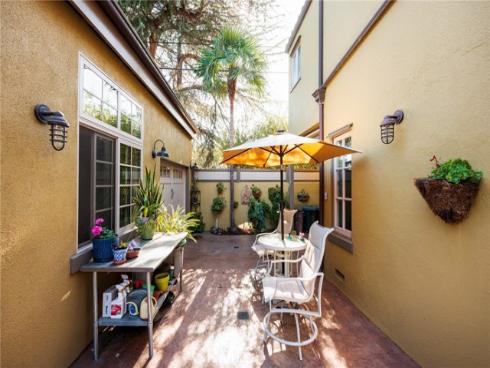 410 W 19th , Santa Ana, CA