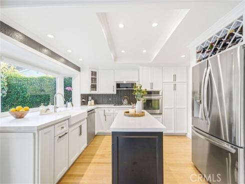 2809 S Diamond Street, Santa Ana, CA