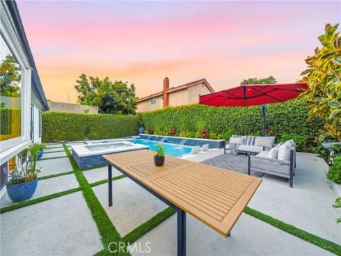 2809 S Diamond Street, Santa Ana, CA
