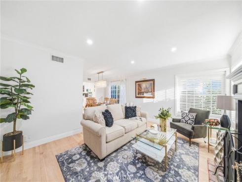 2809 S Diamond Street, Santa Ana, CA