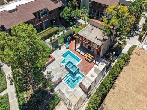 1010 W Macarthur 86 , Santa Ana, CA