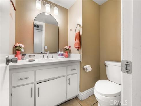 3900 W Hazard A , Santa Ana, CA