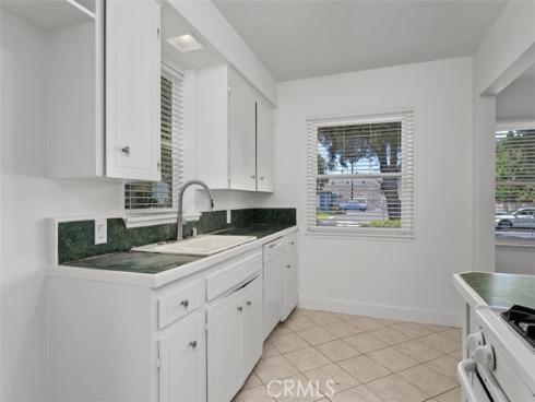 1707 N Olive Street, Santa Ana, CA