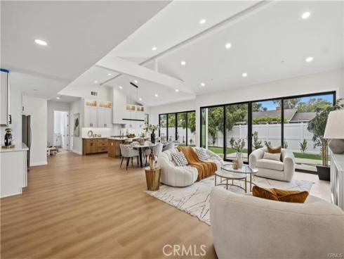 12621 Singing Wood Drive, Santa Ana, CA