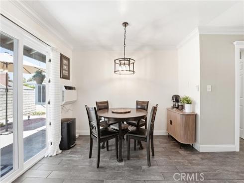 1107 West Memory Lane 8C , Santa Ana, CA
