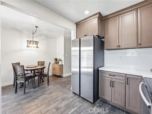 1107 West Memory Lane 8C , Santa Ana, CA
