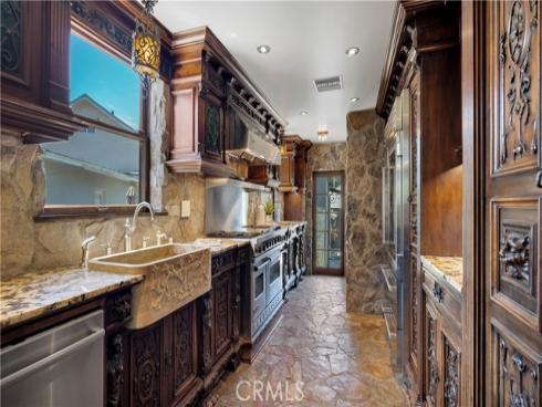 2510 N Park Boulevard, Santa Ana, CA