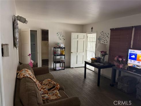 2729 Huckleberry Road, Santa Ana, CA