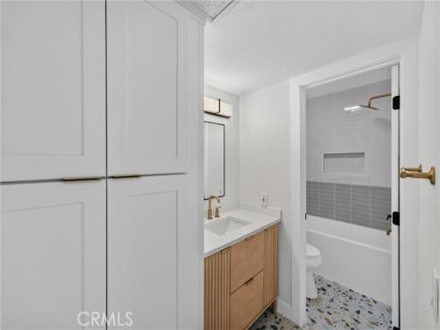 2807 S Fairview C , Santa Ana, CA