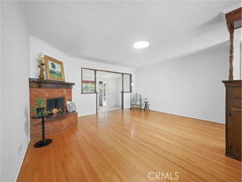 2310 Poinsettia , Santa Ana, CA
