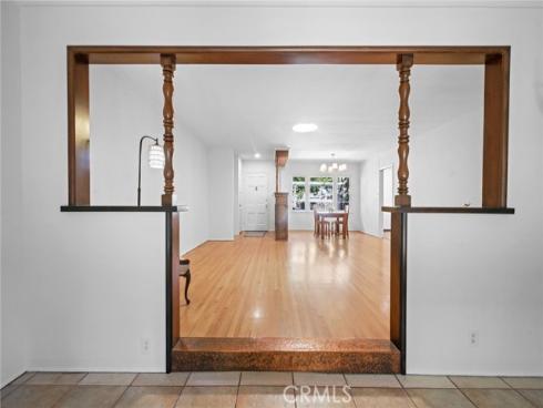 2310 Poinsettia , Santa Ana, CA