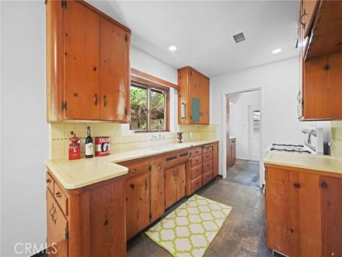 2310 Poinsettia , Santa Ana, CA