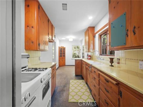 2310 Poinsettia , Santa Ana, CA