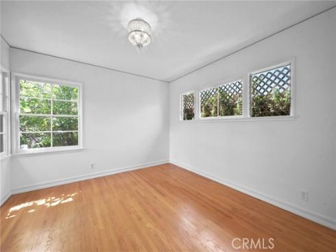 2310 Poinsettia , Santa Ana, CA