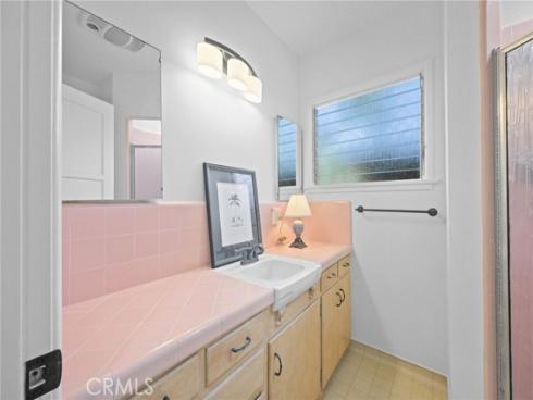 2310 Poinsettia , Santa Ana, CA