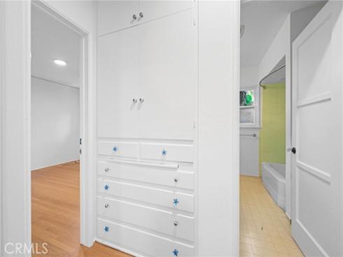 2310 Poinsettia , Santa Ana, CA