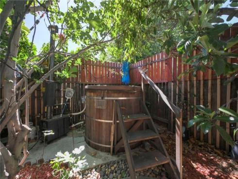 2310 Poinsettia , Santa Ana, CA