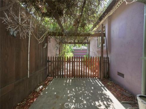 2310 Poinsettia , Santa Ana, CA