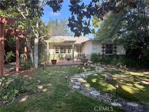 2310 Poinsettia , Santa Ana, CA