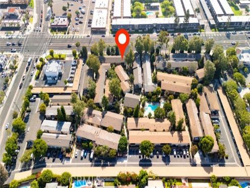 3050 S Bristol 1J , Santa Ana, CA