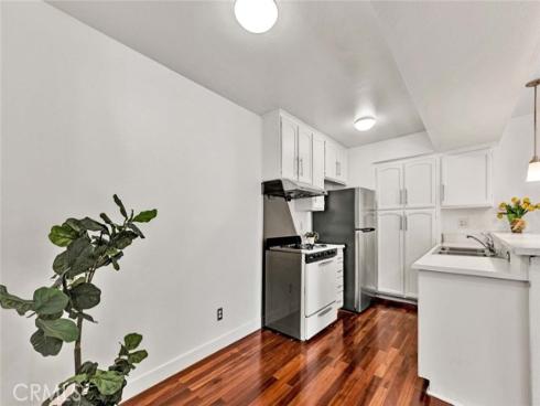 2857 S Fairview J Street, Santa Ana, CA