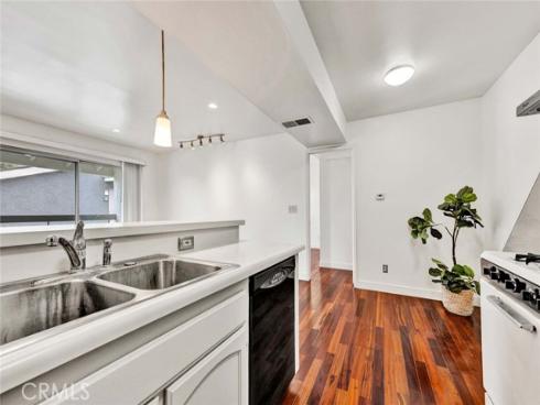 2857 S Fairview J Street, Santa Ana, CA