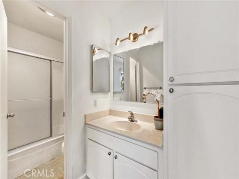2857 S Fairview J Street, Santa Ana, CA