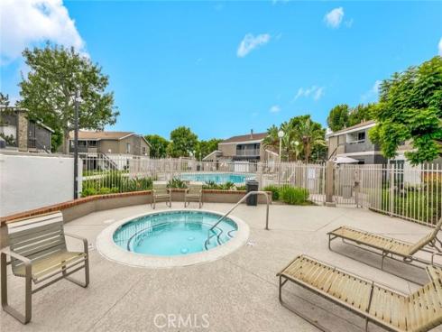 2857 S Fairview J Street, Santa Ana, CA