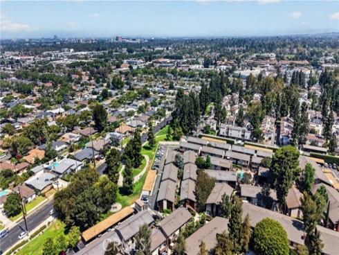1062 Cabrillo Park D , Santa Ana, CA